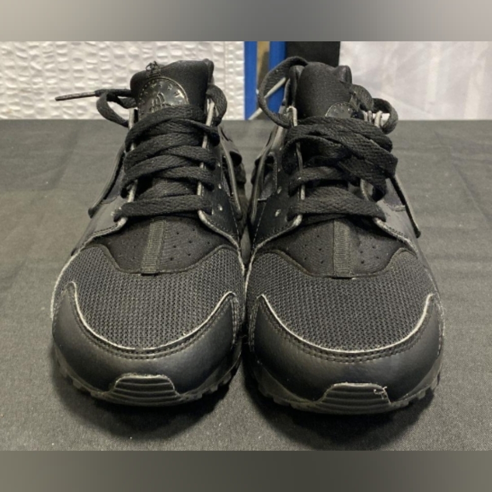 Nike Big Kids' Huarache Run Triple Black Sneakers Size 7Y MSRP $110 - Picture 9 of 12